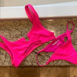 Frankies bikini Cole top Willa bottoms